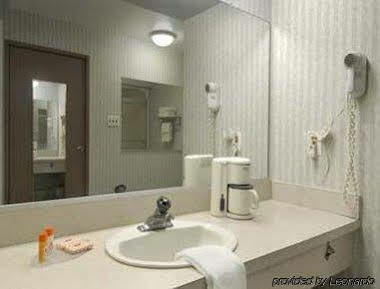 Howard Johnson By Wyndham Blackwood Near Philadelphia Eksteriør billede